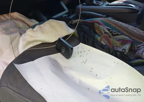 2017 Toyota Tacoma Trd Off Road из США, поврежденный, VIN 5TFCZ5AN3HX057225